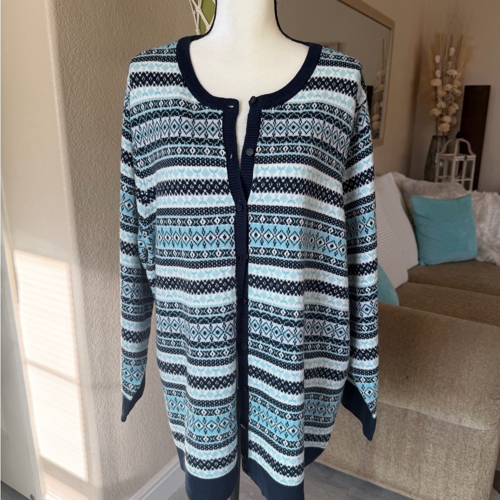 Croft & Barrow Women's Patterned Cardigan - Navy and Light Blue